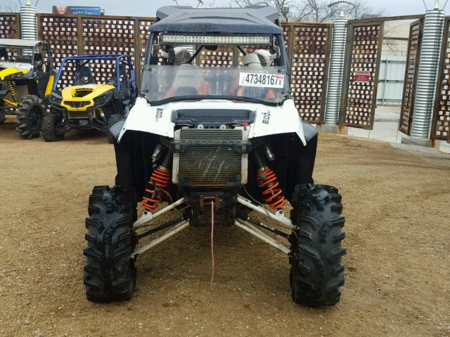 4XAXE7EA1CB431862 - 2012 POLARIS RANGER RZR WHITE photo 3