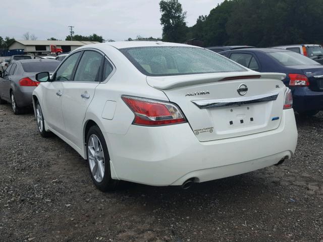 1N4AL3AP3EC175458 - 2014 NISSAN ALTIMA WHITE photo 3