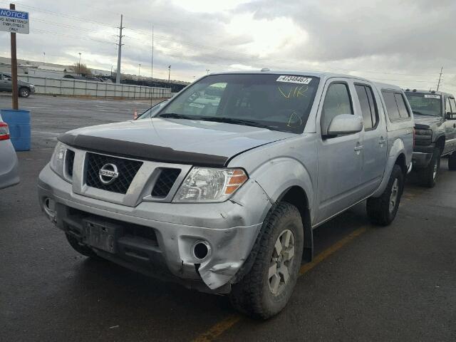 1N6AD0EV7DN747727 - 2013 NISSAN FRONTIER S SILVER photo 2