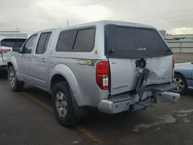 1N6AD0EV7DN747727 - 2013 NISSAN FRONTIER S SILVER photo 3