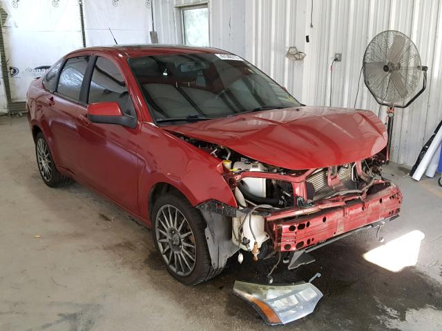 1FAHP3GN4AW210056 - 2010 FORD FOCUS SES RED photo 1