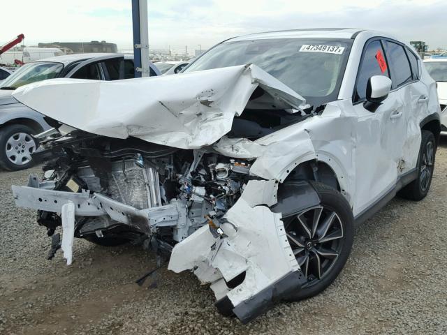 JM3KFADL7H0182347 - 2017 MAZDA CX-5 GRAND WHITE photo 2