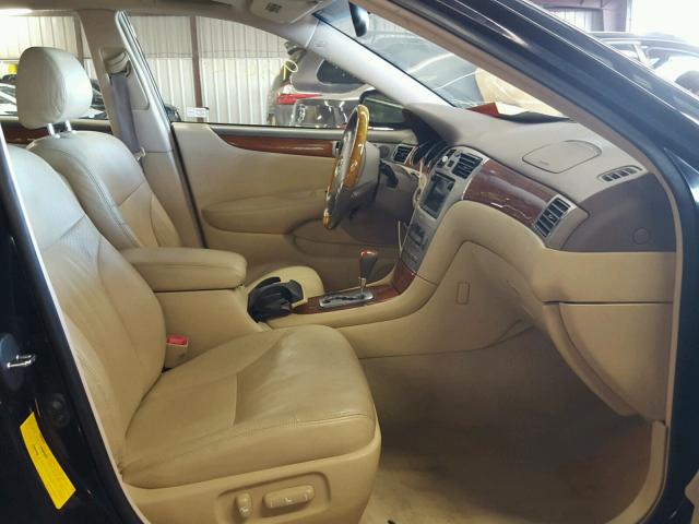 JTHBA30G755056658 - 2005 LEXUS ES 330 BLUE photo 5