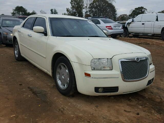 2C3JA53G45H649847 - 2005 CHRYSLER 300 TOURIN CREAM photo 1