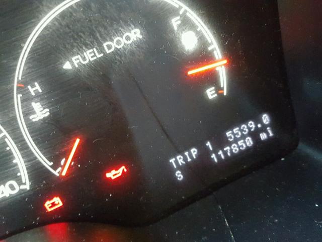 5LMFU275X6LJ26751 - 2006 LINCOLN NAVIGATOR WHITE photo 8