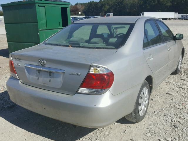 4T1BE32K15U955640 - 2005 TOYOTA CAMRY LE SILVER photo 4