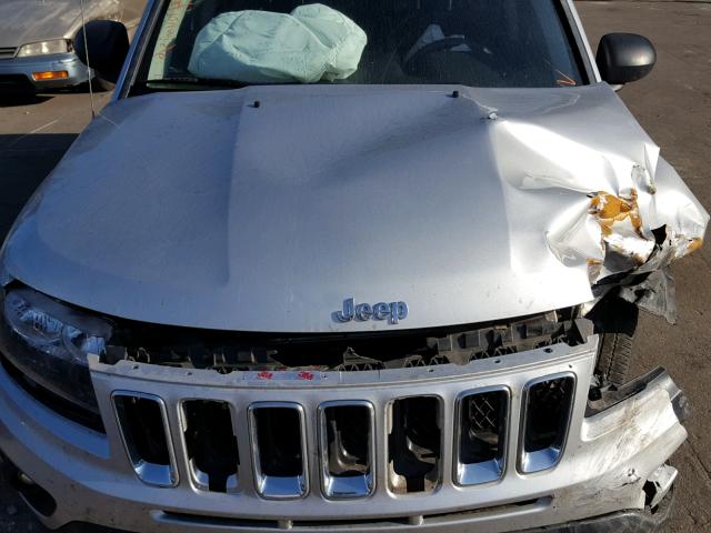 1C4NJCBB9ED625791 - 2014 JEEP COMPASS SP 银色 照片 7