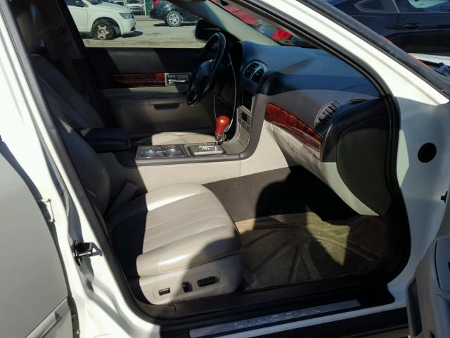 1LNHM87A83Y679019 - 2003 LINCOLN LS 白色 照片 5