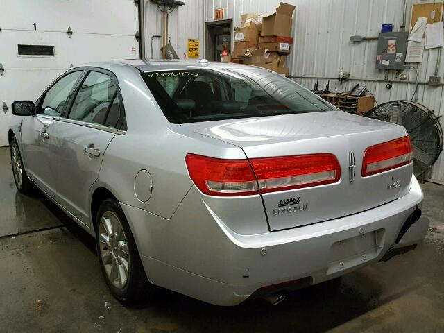 3LNHL2GC8AR636622 - 2010 LINCOLN MKZ SILVER photo 3