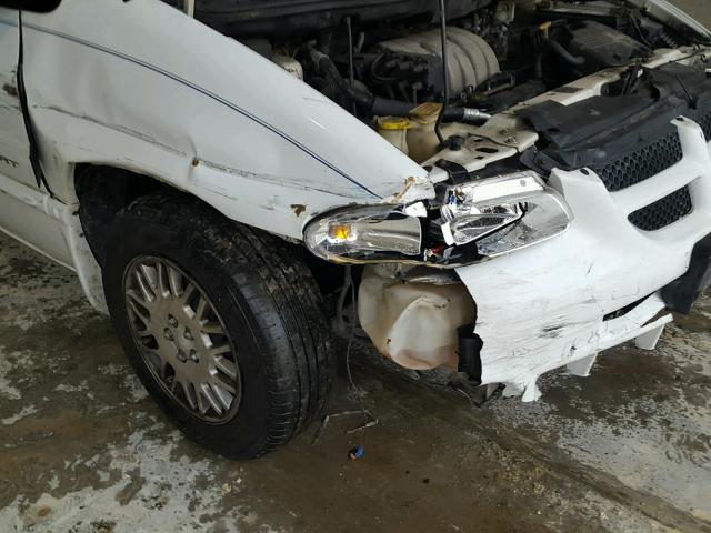 2B4GP44G8YR613328 - 2000 DODGE GRAND CARA WHITE photo 9