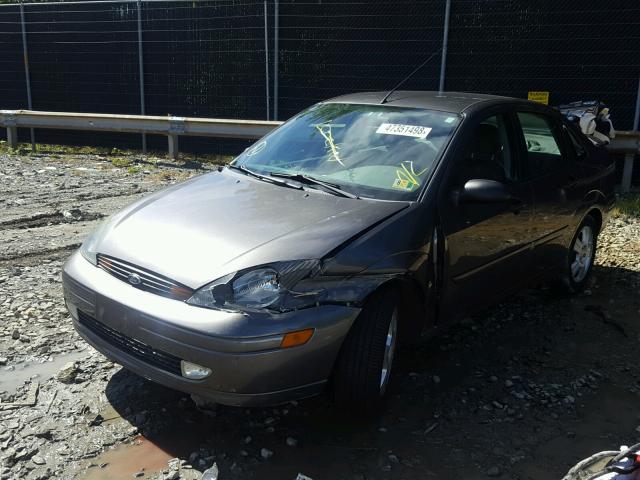 1FAFP38Z34W169237 - 2004 FORD FOCUS ZTS GRAY photo 2