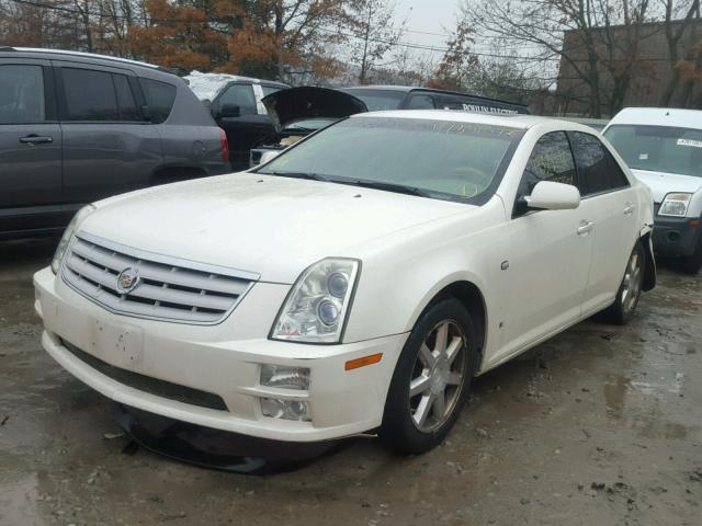 1G6DW677560215908 - 2006 CADILLAC STS WHITE photo 2