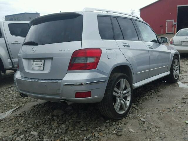 WDCGG8HB3AF394469 - 2010 MERCEDES-BENZ GLK 350 4M SILVER photo 4