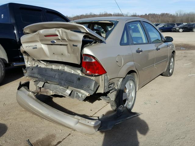 1FAFP34N47W154477 - 2007 FORD FOCUS ZX4 GOLD photo 4