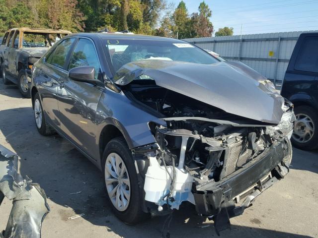 4T4BF1FK0FR479108 - 2015 TOYOTA CAMRY LE GRAY photo 1