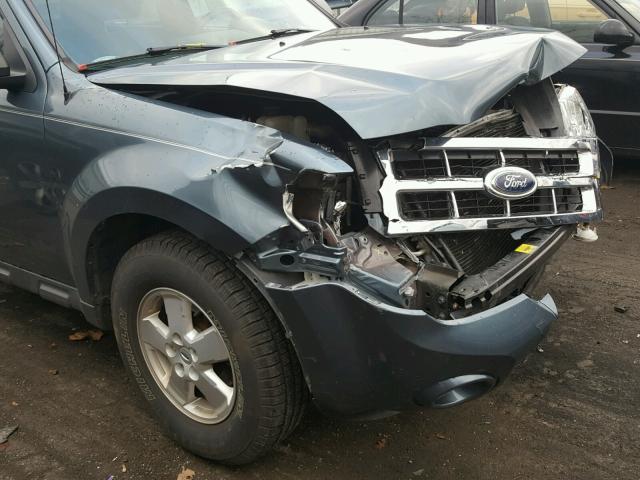 1FMCU9D75BKA86390 - 2011 FORD ESCAPE XLT BLUE photo 9