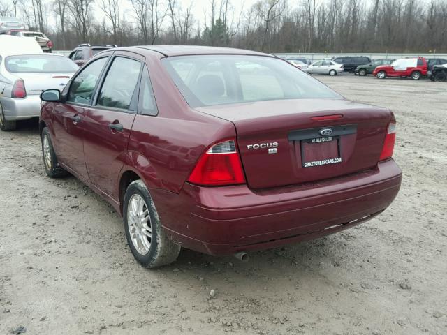 1FAHP34N87W263632 - 2007 FORD FOCUS ZX4 RED photo 3