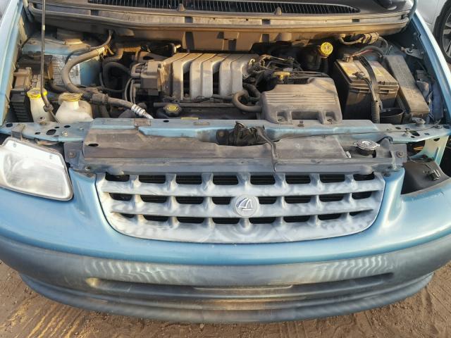 1P4GP44R7TB407439 - 1996 PLYMOUTH GRAND VOYA BLUE photo 7
