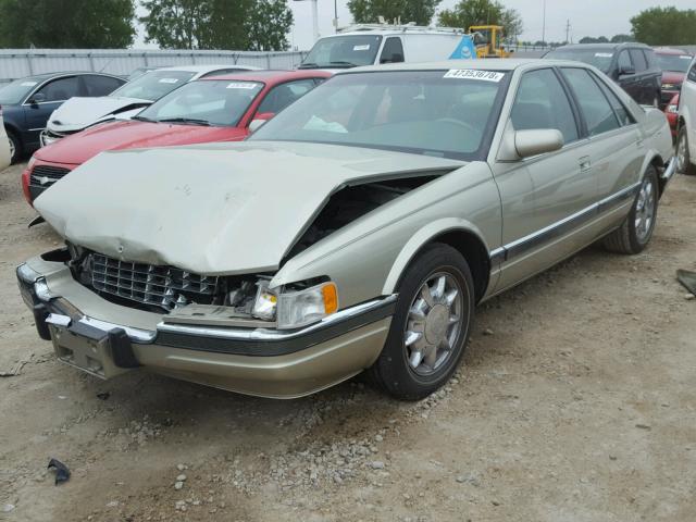 1G6KS52Y2VU830632 - 1997 CADILLAC SEVILLE SL GOLD photo 2