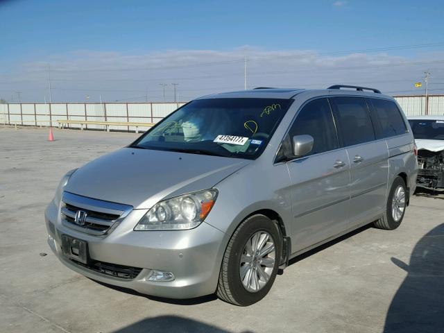 5FNRL38897B042625 - 2007 HONDA ODYSSEY TO SILVER photo 2