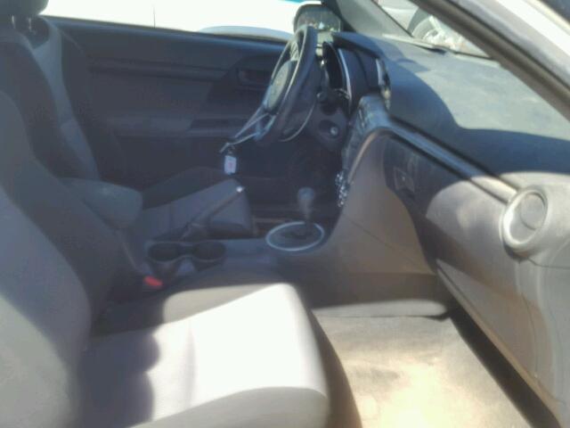 JTKJF5C72F3091264 - 2015 TOYOTA SCION TC 白色 照片 5