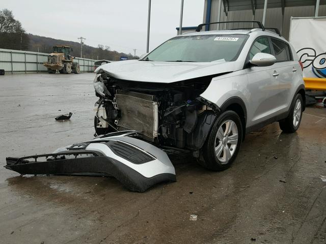 KNDPB3A20D7366421 - 2013 KIA SPORTAGE B SILVER photo 2