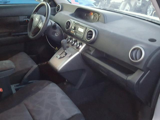 JTLZE4FE7DJ032645 - 2013 TOYOTA SCION XB 银色 照片 5