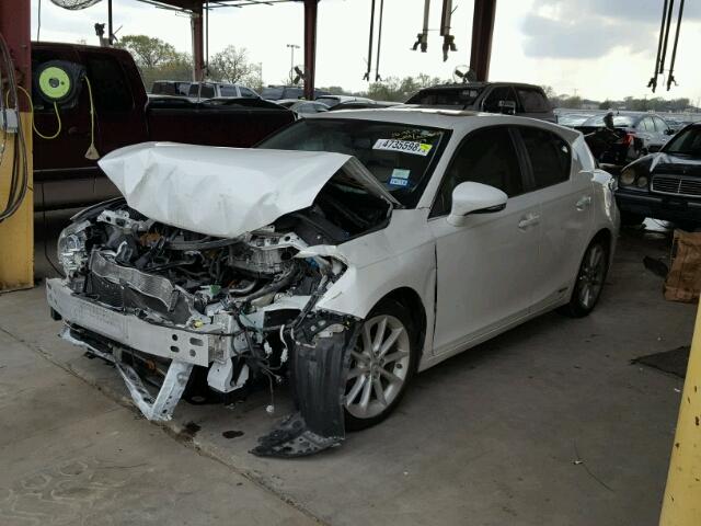 JTHKD5BH4C2048458 - 2012 LEXUS CT 200 WHITE photo 2