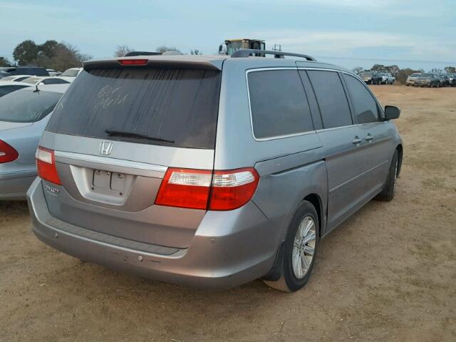 5FNRL38896B105365 - 2006 HONDA ODYSSEY TO SILVER photo 4