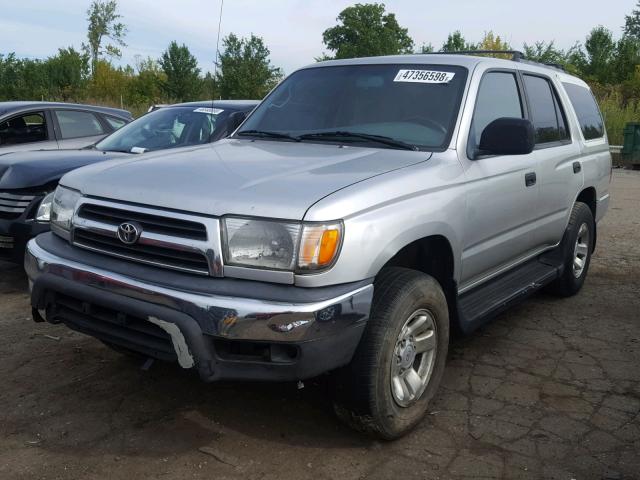 JT3GM84R3Y0069243 - 2000 TOYOTA 4RUNNER SILVER photo 2