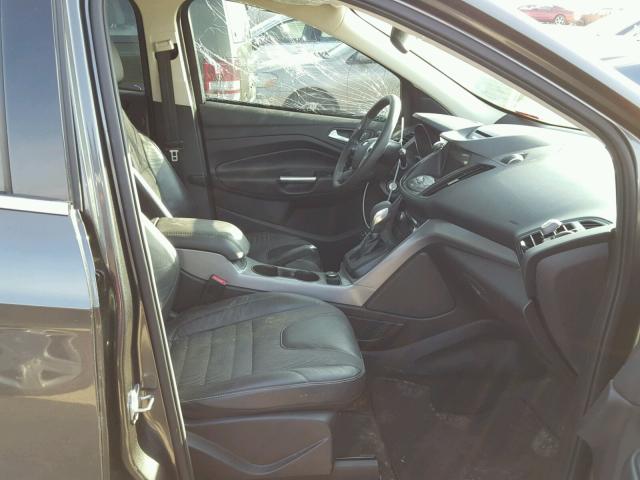 1FMCU0G93GUA93164 - 2016 FORD ESCAPE SE GRAY photo 5