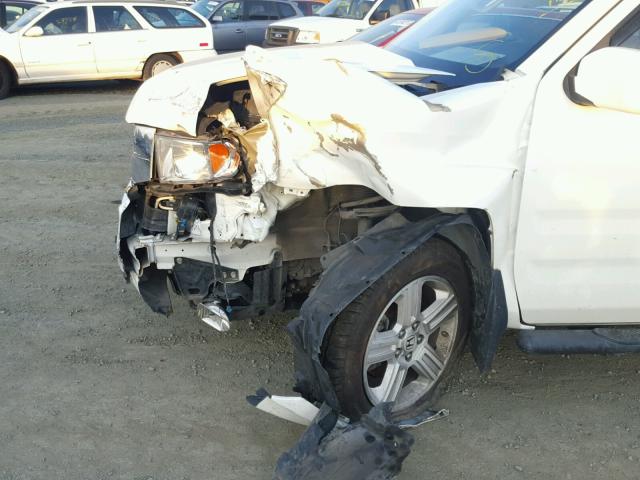 5FPYK165X9B107424 - 2009 HONDA RIDGELINE WHITE photo 9