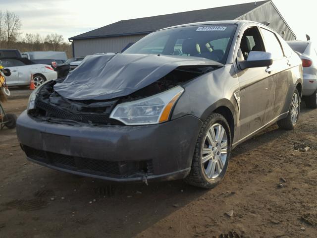 1FAHP37N79W179526 - 2009 FORD FOCUS SEL GRAY photo 2