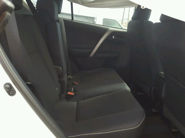 2T3RFREV0HW566097 - 2017 TOYOTA RAV4 XLE WHITE photo 6