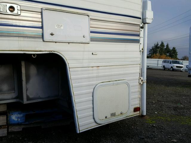 1EJ6L0118S2374763 - 1995 FLET CARIBOU WHITE photo 10