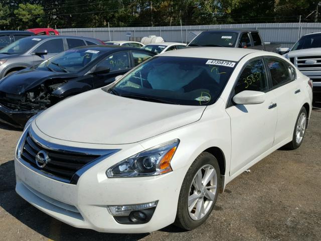 1N4AL3APXFC216802 - 2015 NISSAN ALTIMA 2.5 WHITE photo 2