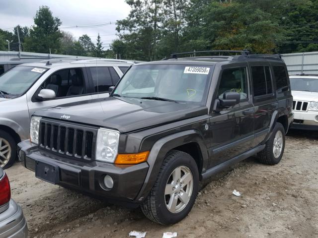 1J8HG48NX6C274974 - 2006 JEEP COMMANDER Qəhvəyi foto 2