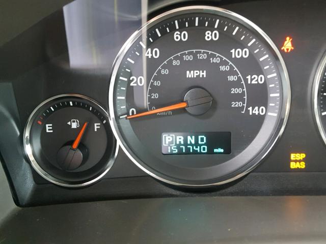 1J8HG48NX6C274974 - 2006 JEEP COMMANDER Qəhvəyi foto 8