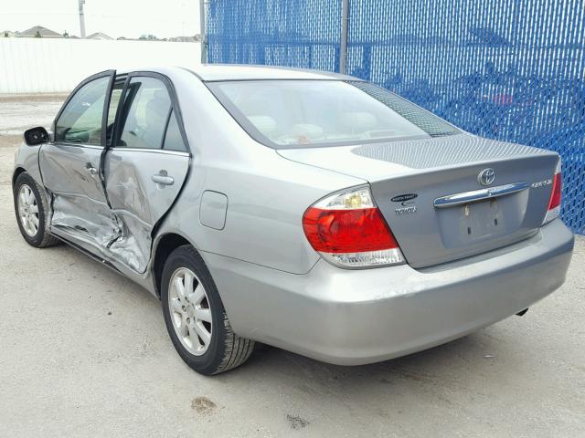 4T1BE32K65U960347 - 2005 TOYOTA CAMRY LE GRAY photo 3