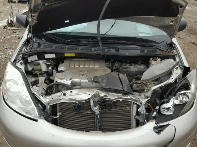 5TDZK23C58S204546 - 2008 TOYOTA SIENNA CE SILVER photo 7