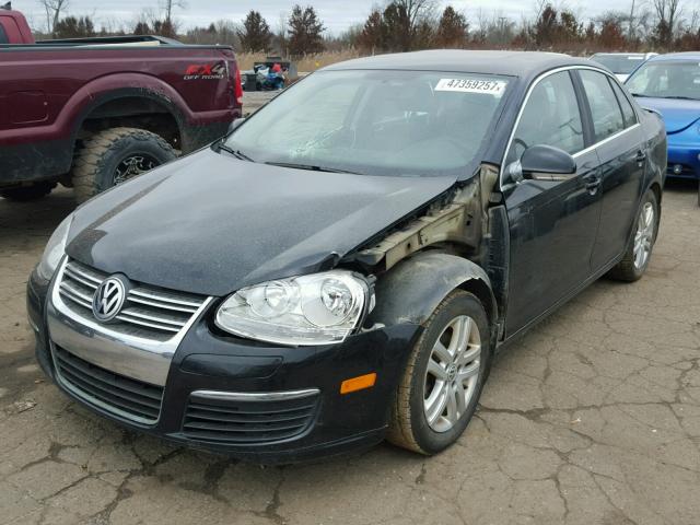 3VWEF71K17M112064 - 2007 VOLKSWAGEN JETTA WOLF BLACK photo 2