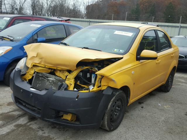 KL1TD56687B103263 - 2007 CHEVROLET AVEO BASE YELLOW photo 2