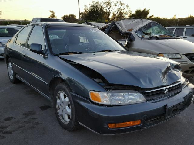 1HGCE6679TA000679 - 1996 HONDA ACCORD EX GREEN photo 1