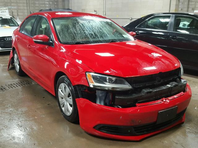 3VWD07AJ3EM416739 - 2014 VOLKSWAGEN JETTA SE RED photo 1