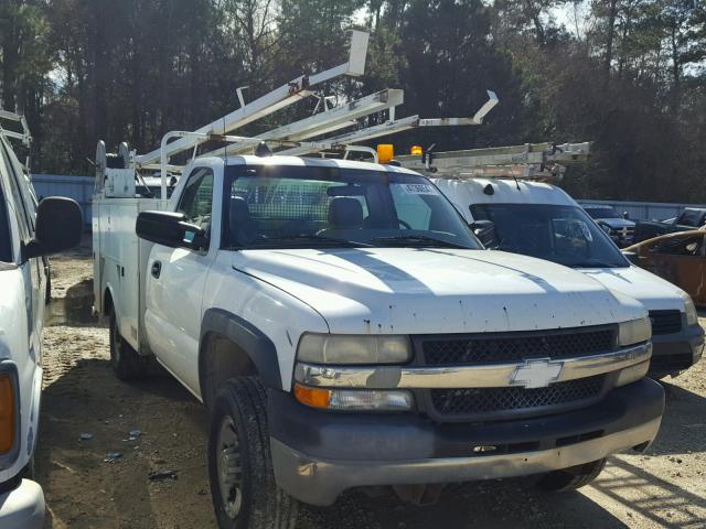 1GBHC24U01Z290471 - 2001 CHEVROLET SILVERADO WHITE photo 1