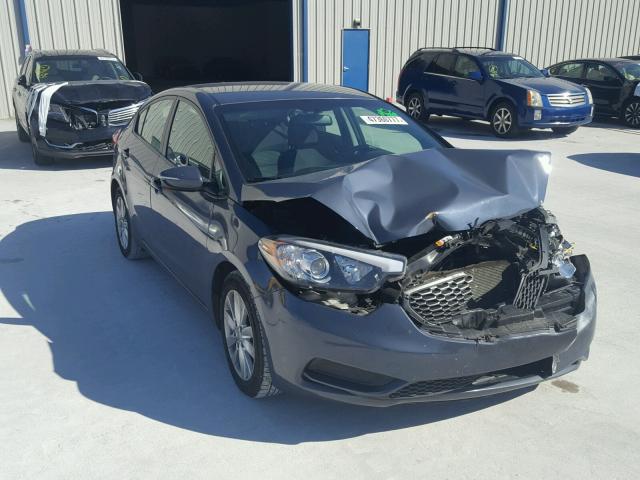 KNAFX4A62F5256438 - 2015 KIA FORTE LX BLUE photo 1