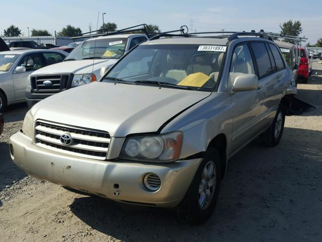 JTEGF21AX20042108 - 2002 TOYOTA HIGHLANDER TAN photo 2