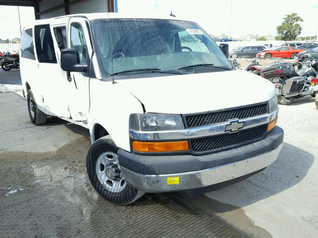 1GAZG1FG1D1121934 - 2013 CHEVROLET EXPRESS G3 WHITE photo 1