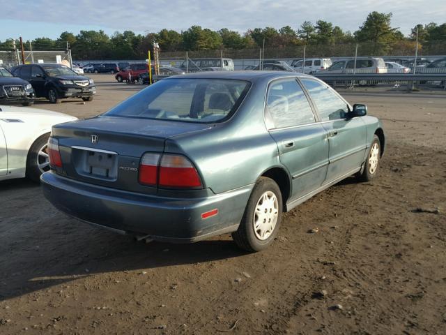 1HGCD5689VA184966 - 1997 HONDA ACCORD VAL GREEN photo 4