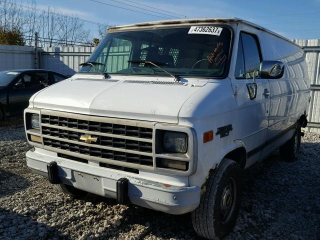 1GCEG25K7SF185882 - 1995 CHEVROLET G20 WHITE photo 2